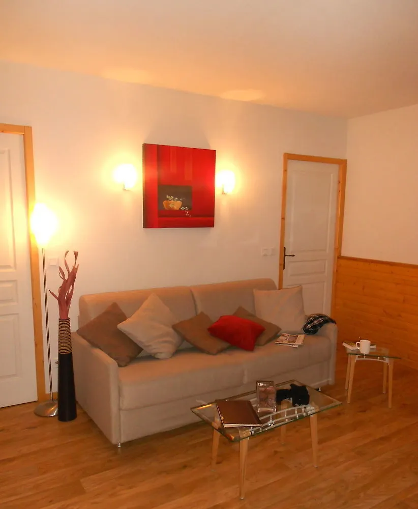 Les Balcons De Recoin - Chamrousse Aparthotel 3*,  France