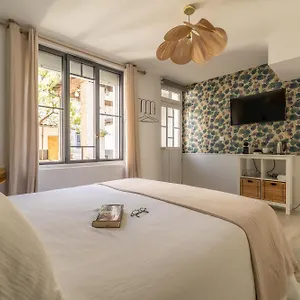 https://la-maison-de-julia.midi-pyreneeshotels.com